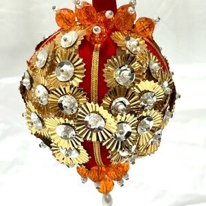 VTG Handmade Christmas ornament, beaded, sequins, pushpins